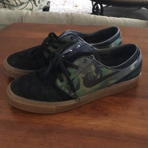 Stefan janoski skate shoe